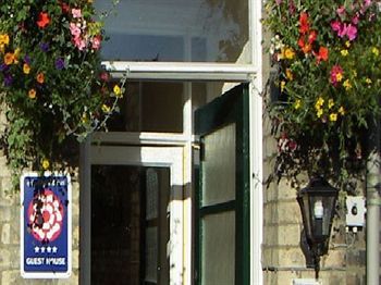 Diamonds Lodge Near York Hospital エクステリア 写真